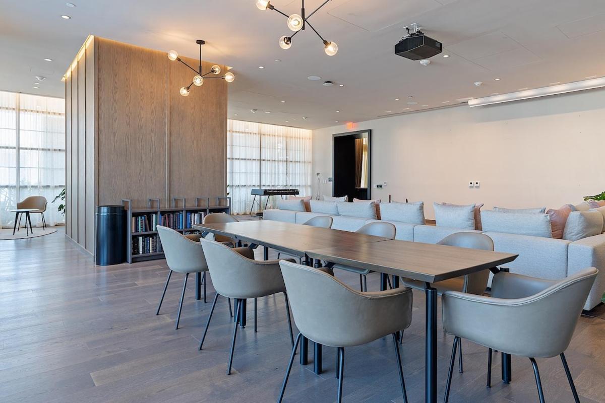 Appartamento Stylish 3bd Penthouse Waterviews New Building